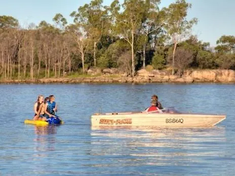 Hotel Lake Maraboon Holiday Village Emerald